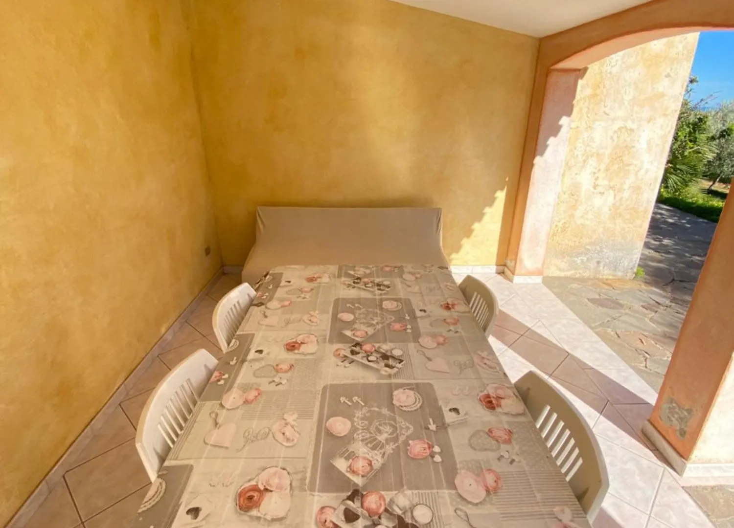 Villa Verde Tertenìa 0*,