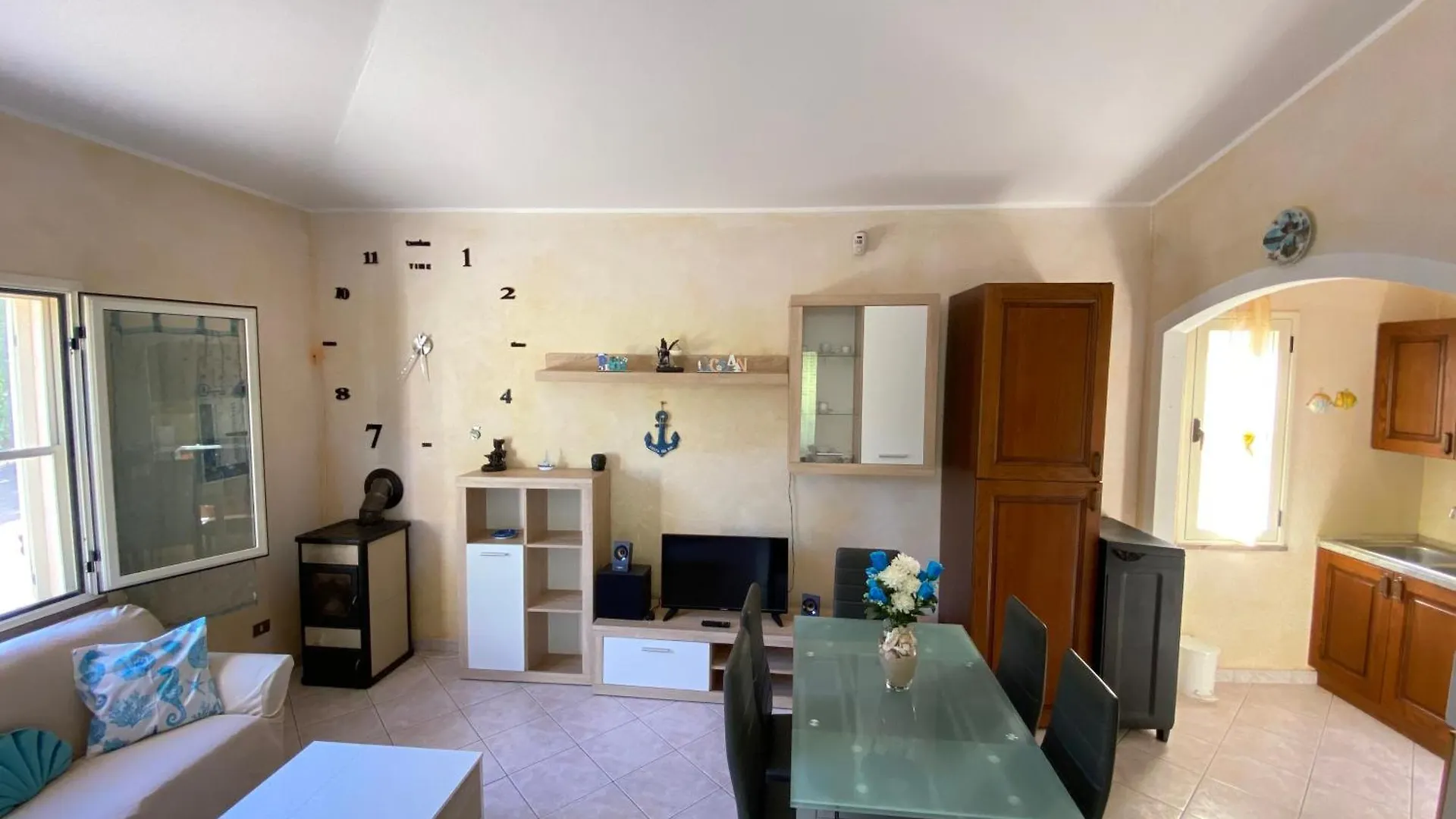 Villa Verde Tertenìa 0*,
